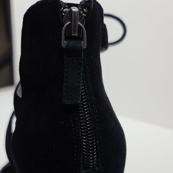 Audrey Brooke Black Ankle Suedette Block Heel Shoe - Picture 3 of 10